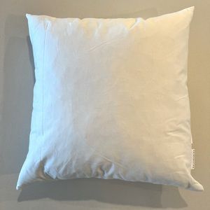 Pottery Barn 18” Down Feather Pillow Insert, NEW